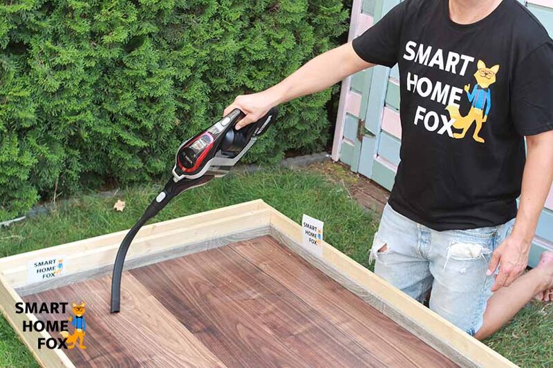 Die flexible Fugendüse beim Bosch Akku-Staubsauger